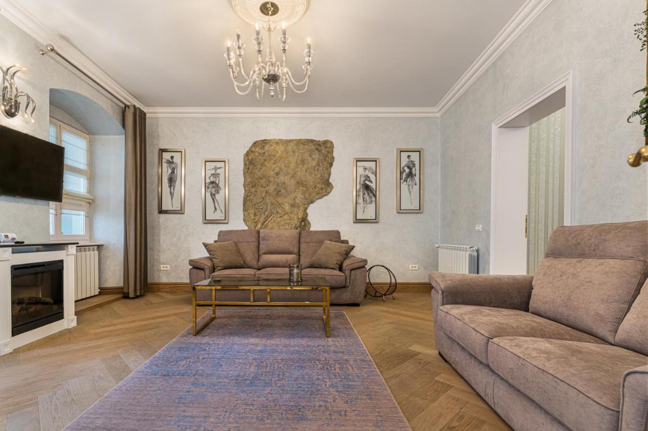 Krone Apartment Brașov Exterior foto
